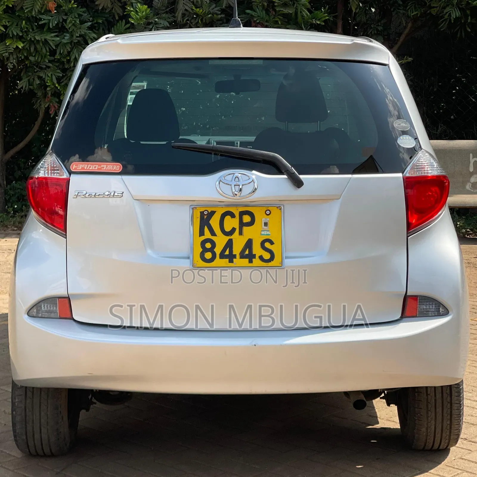 Toyota Ractis 2011 Silver