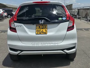 Honda Fit EX 2019 Pearl