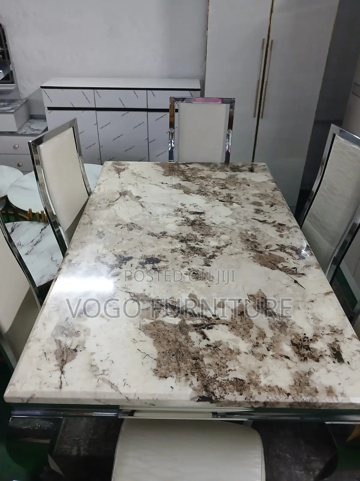 Dining Table; 6-Seater Marble Table