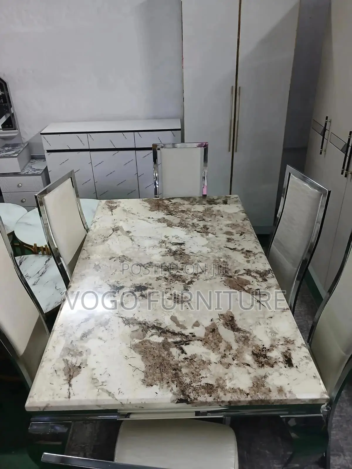 Dining Table; 6-Seater Marble Table