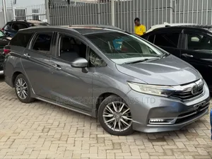 Honda Shuttle 2019 Gray