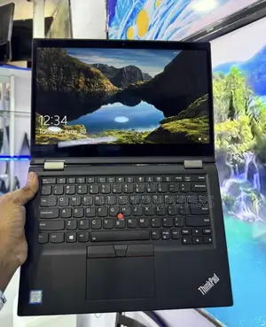 Laptop Lenovo ThinkPad X380 Yoga 8GB Intel Core i5 SSD 256GB