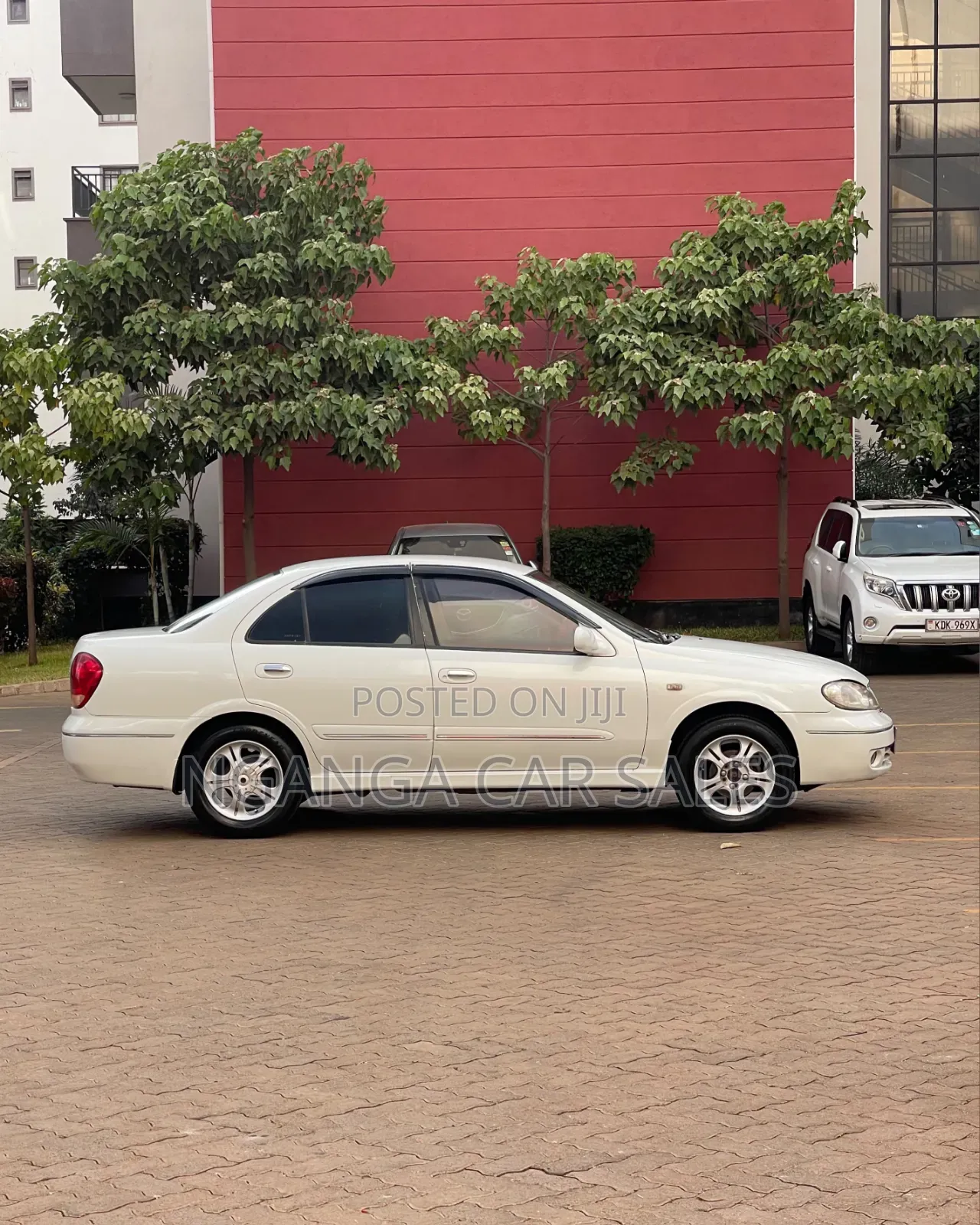 Nissan Bluebird 2005 White