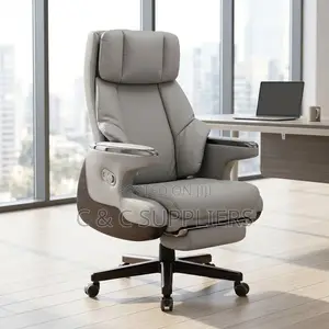Modern Executive Leather Swivel Chair.