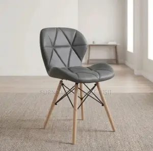 Padded Burtefly Leather Seat.