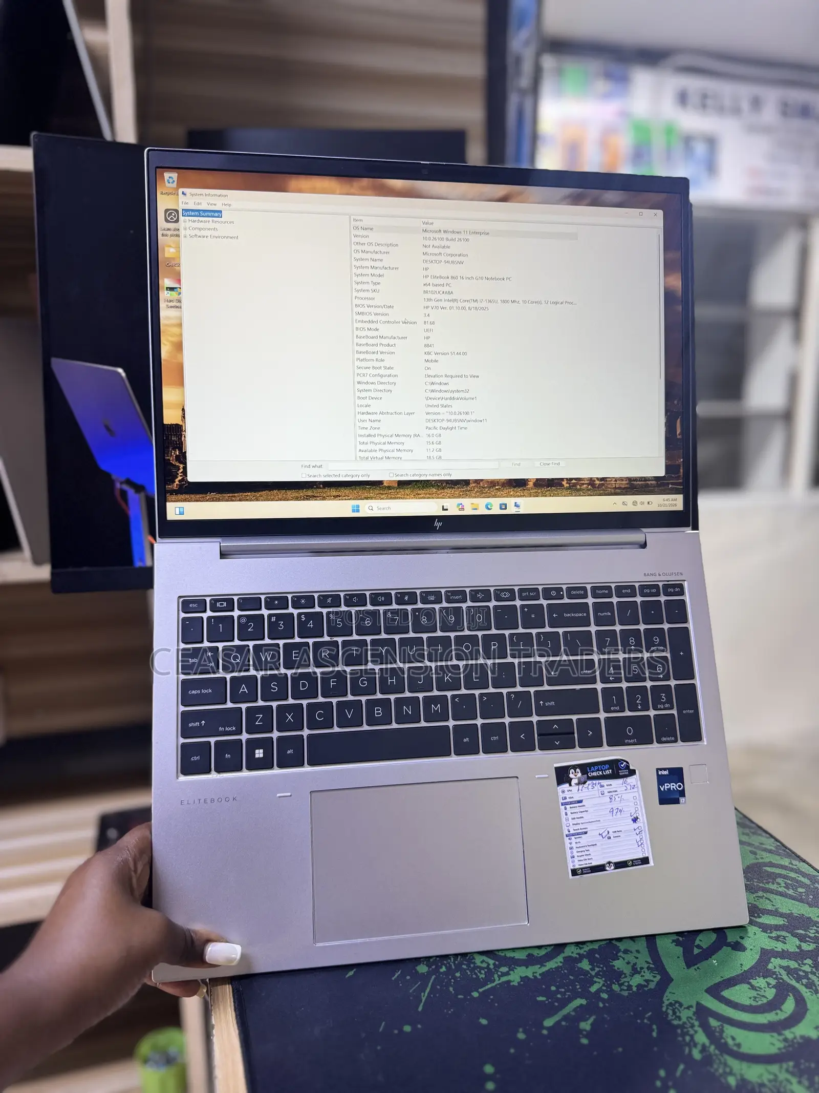 Laptop HP EliteBook 860 G10 16GB Intel Core i7 SSD 512GB