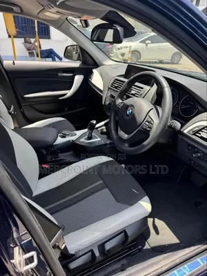 BMW 118i 2019 Blue