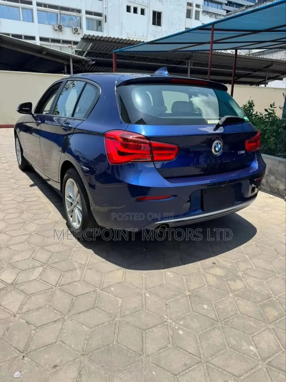 BMW 118i 2019 Blue