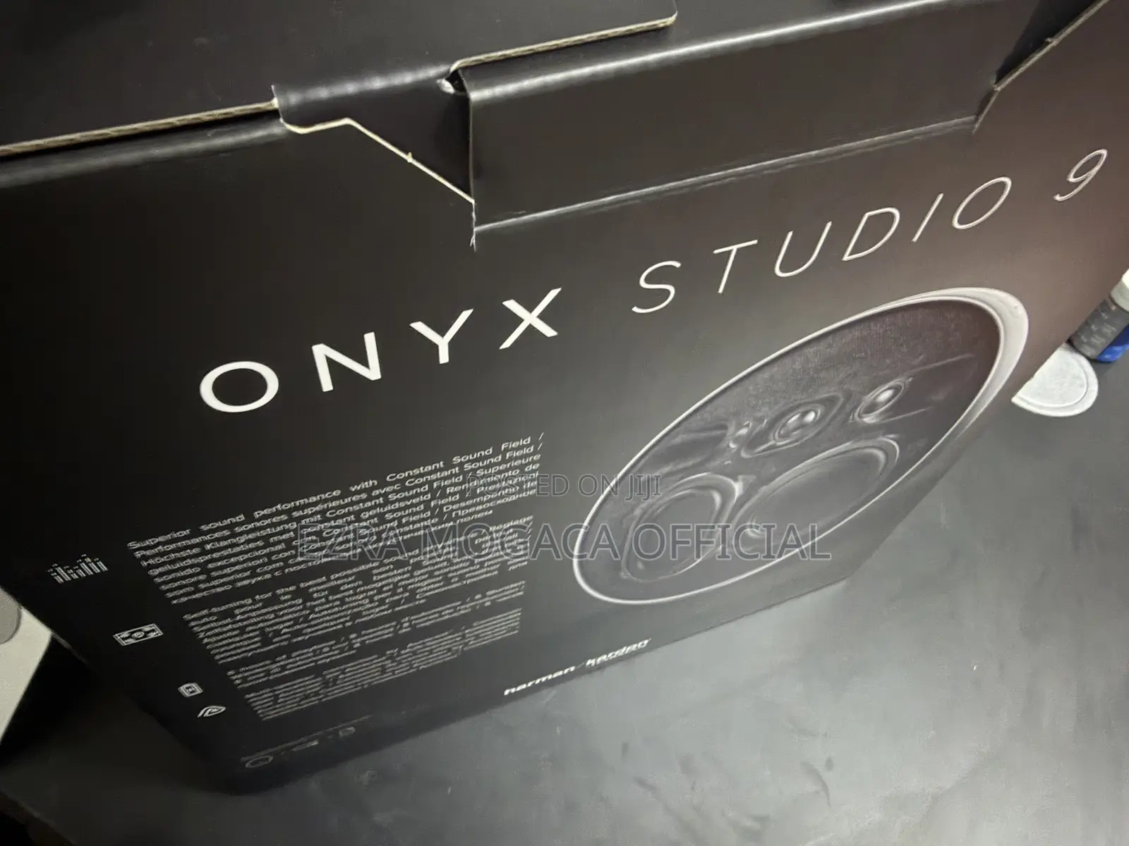 Onyx Studio 9
