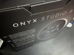 Onyx Studio 9
