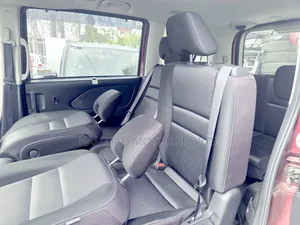 Nissan Serena 2020 Maroon