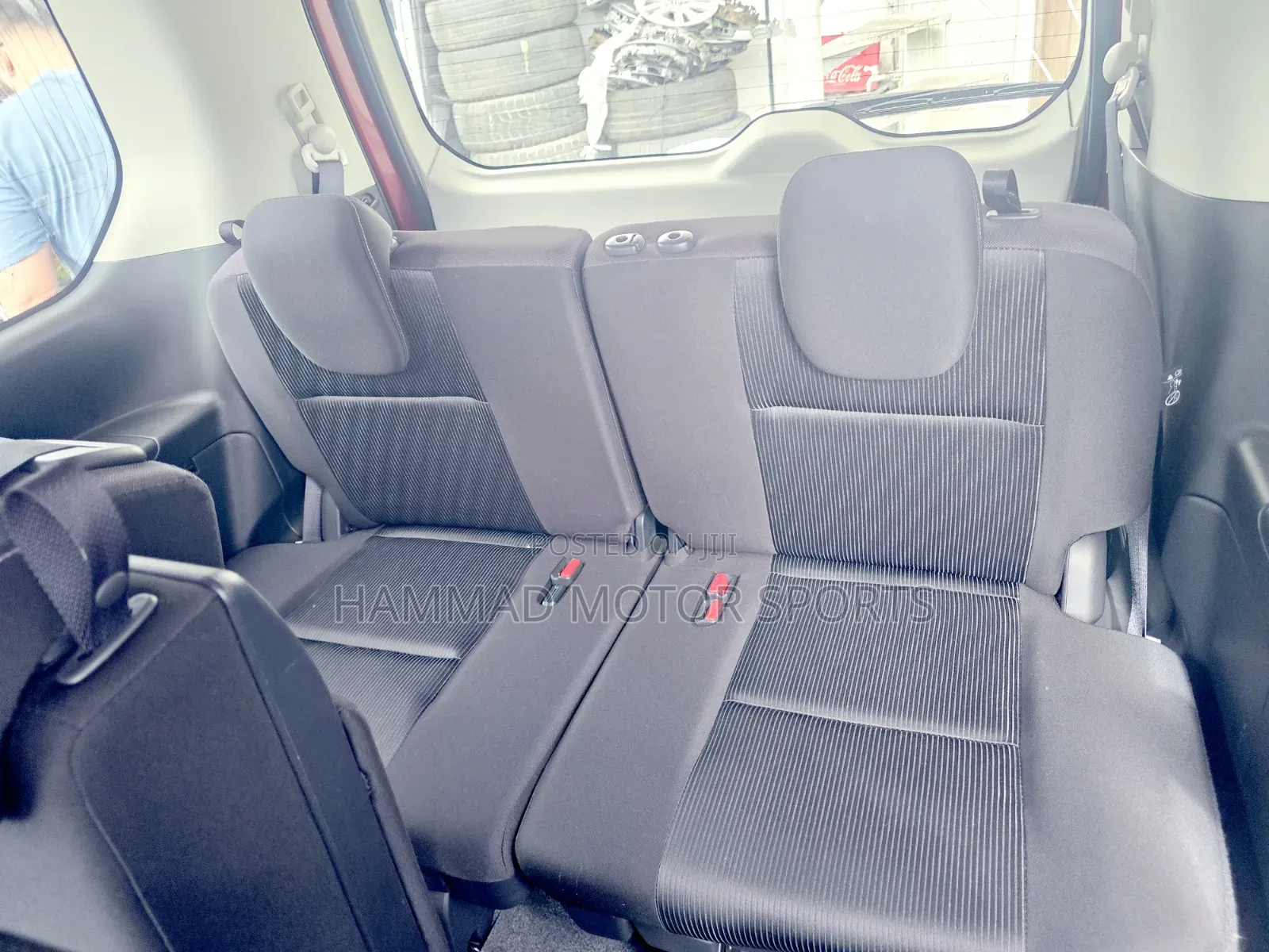 Nissan Serena 2020 Maroon
