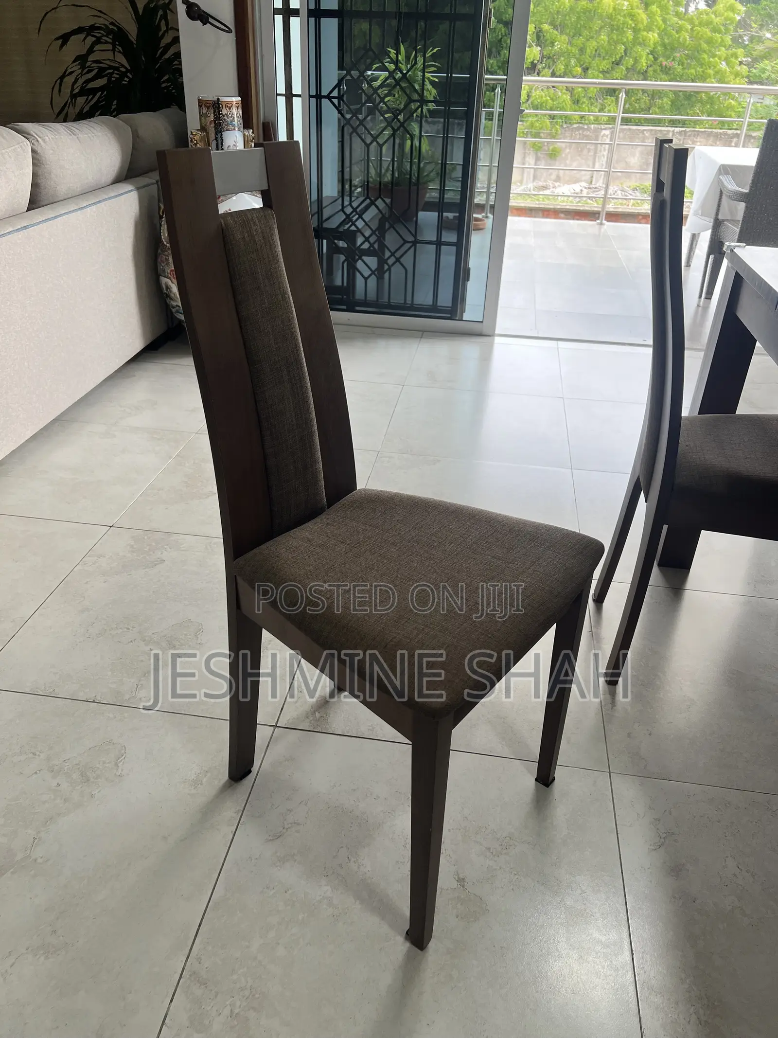 8 Seater Dinning Table With Chairs