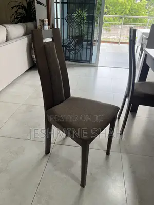 8 Seater Dinning Table With Chairs