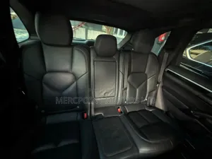 Porsche Cayenne 2016 Matt Black