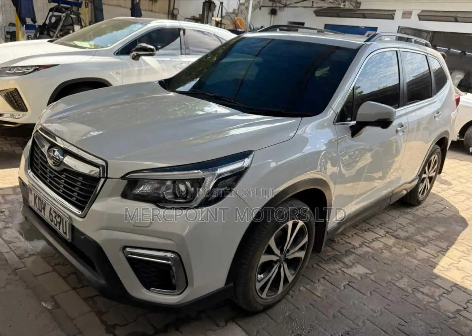 Subaru Forester 2019 White