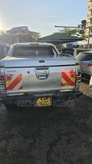 Toyota Hilux 2009 Silver