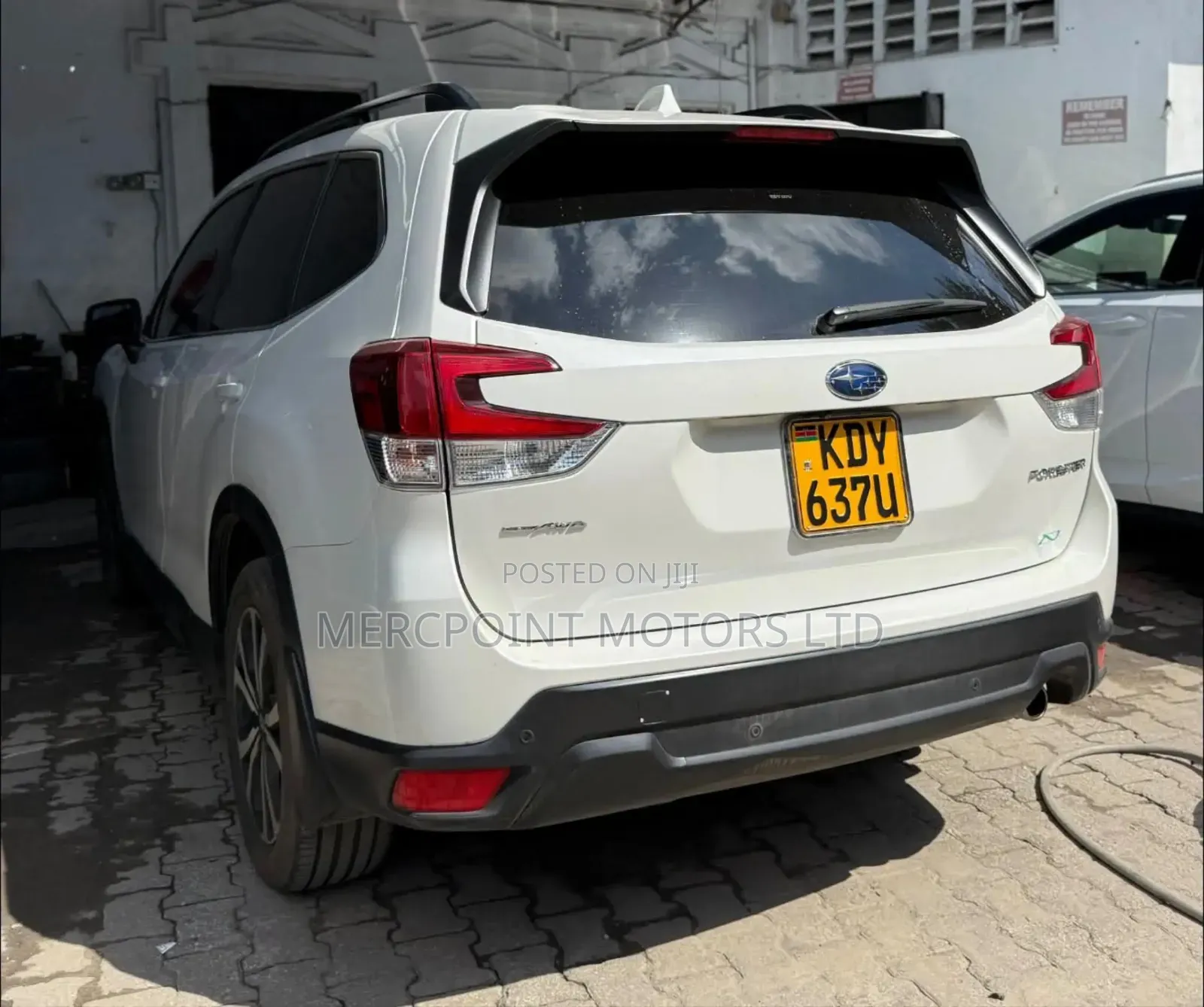 Subaru Forester 2019 White