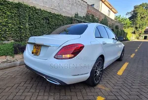 Mercedes-Benz C180 2016 White