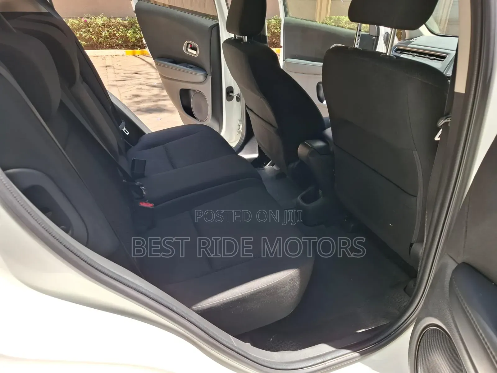 Honda Vezel 1.5 2WD 2016 Pearl