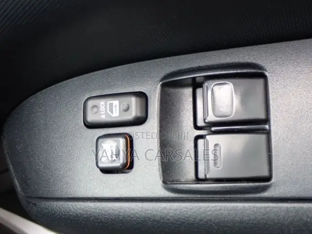 Toyota Succeed 2020 Silver