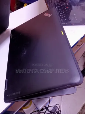 Laptop Lenovo Yoga 11e 4GB Intel Celeron HDD 160GB