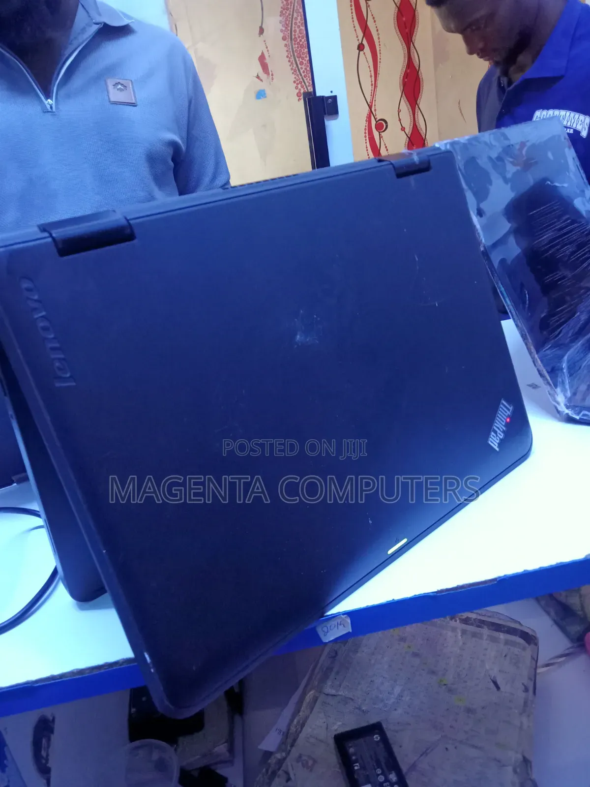 Laptop Lenovo Yoga 11e 4GB Intel Celeron HDD 160GB