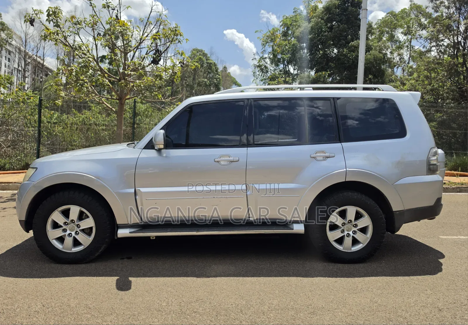 Mitsubishi Pajero 2005 Silver
