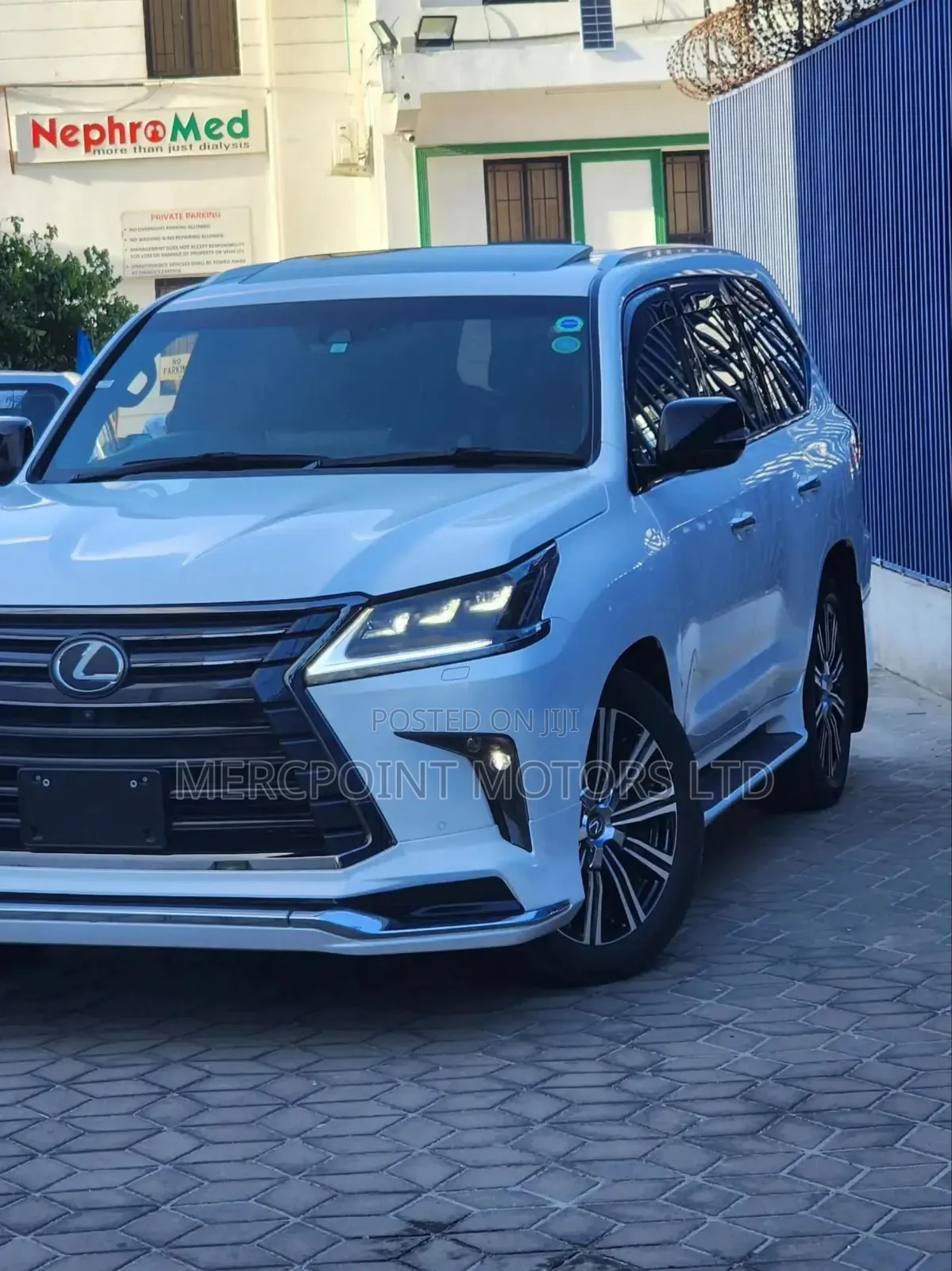 Lexus LX 2019 Off white
