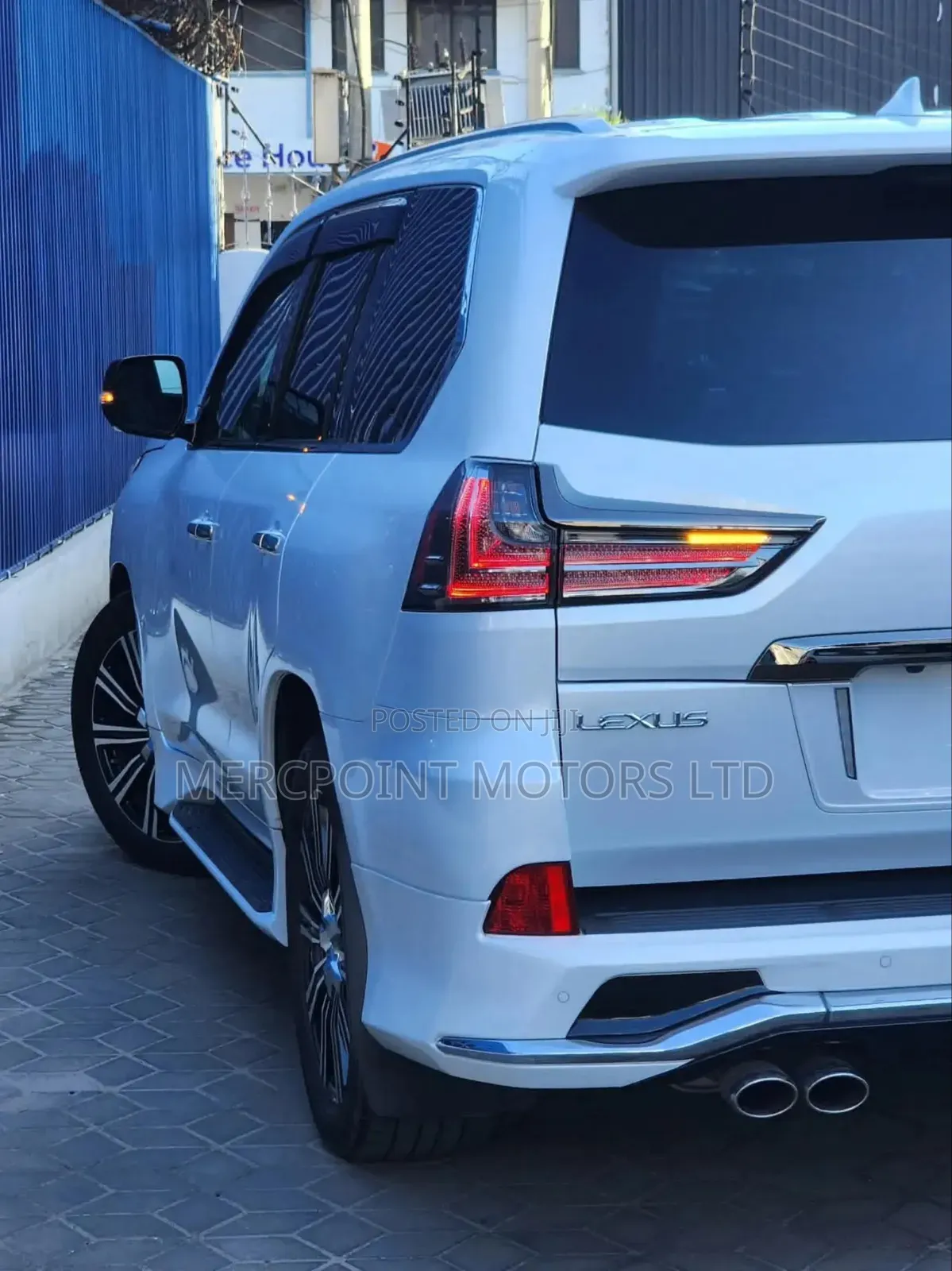 Lexus LX 2019 Off white