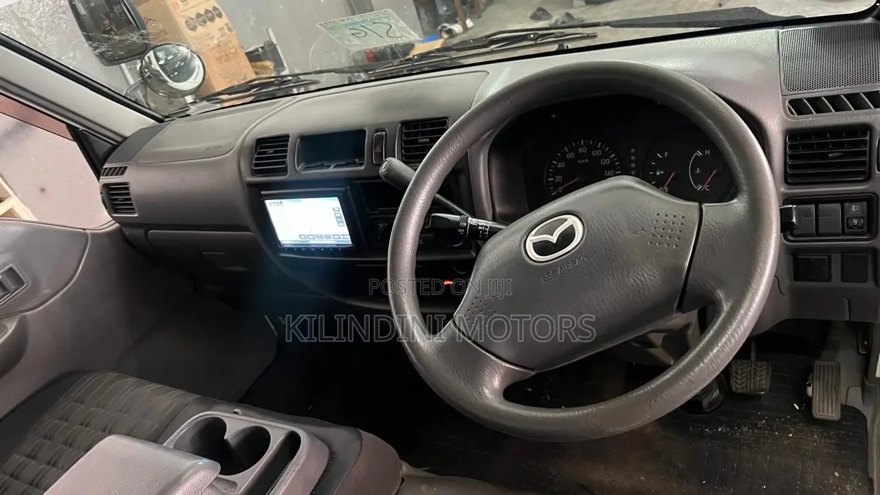 Mazda B 2019