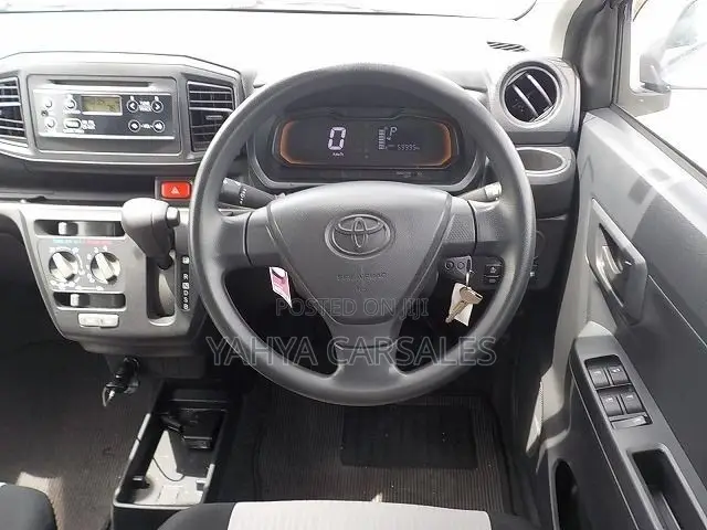Toyota Pixis 2019 White