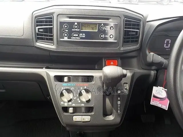 Toyota Pixis 2019 White
