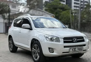 Toyota RAV4 2014 White
