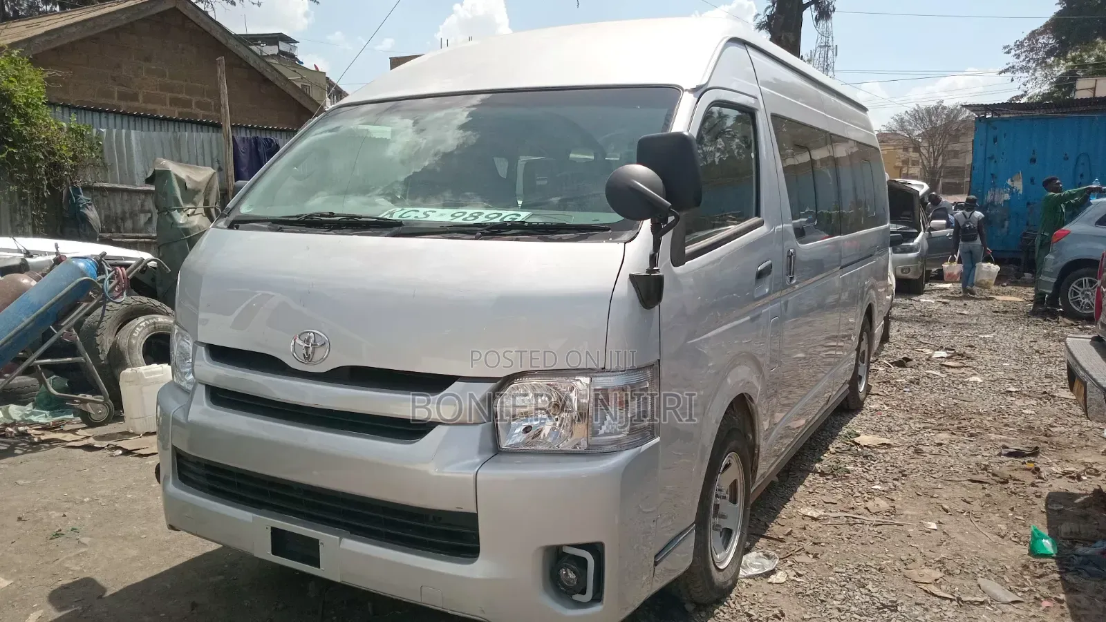 Toyota HiAce 2012 White