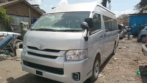 Toyota HiAce 2012 White