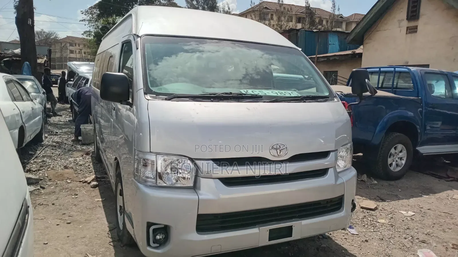 Toyota HiAce 2012 White
