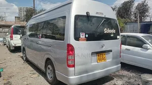 Toyota HiAce 2012 White