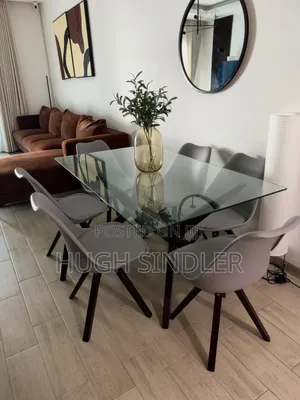 Classic Dining Table Set