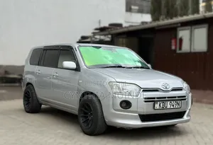 Toyota Succeed 2018 Silver