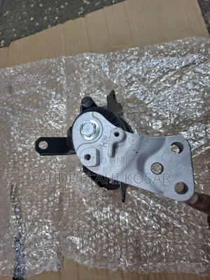 Engine Mounting Mitsubishi Mirage