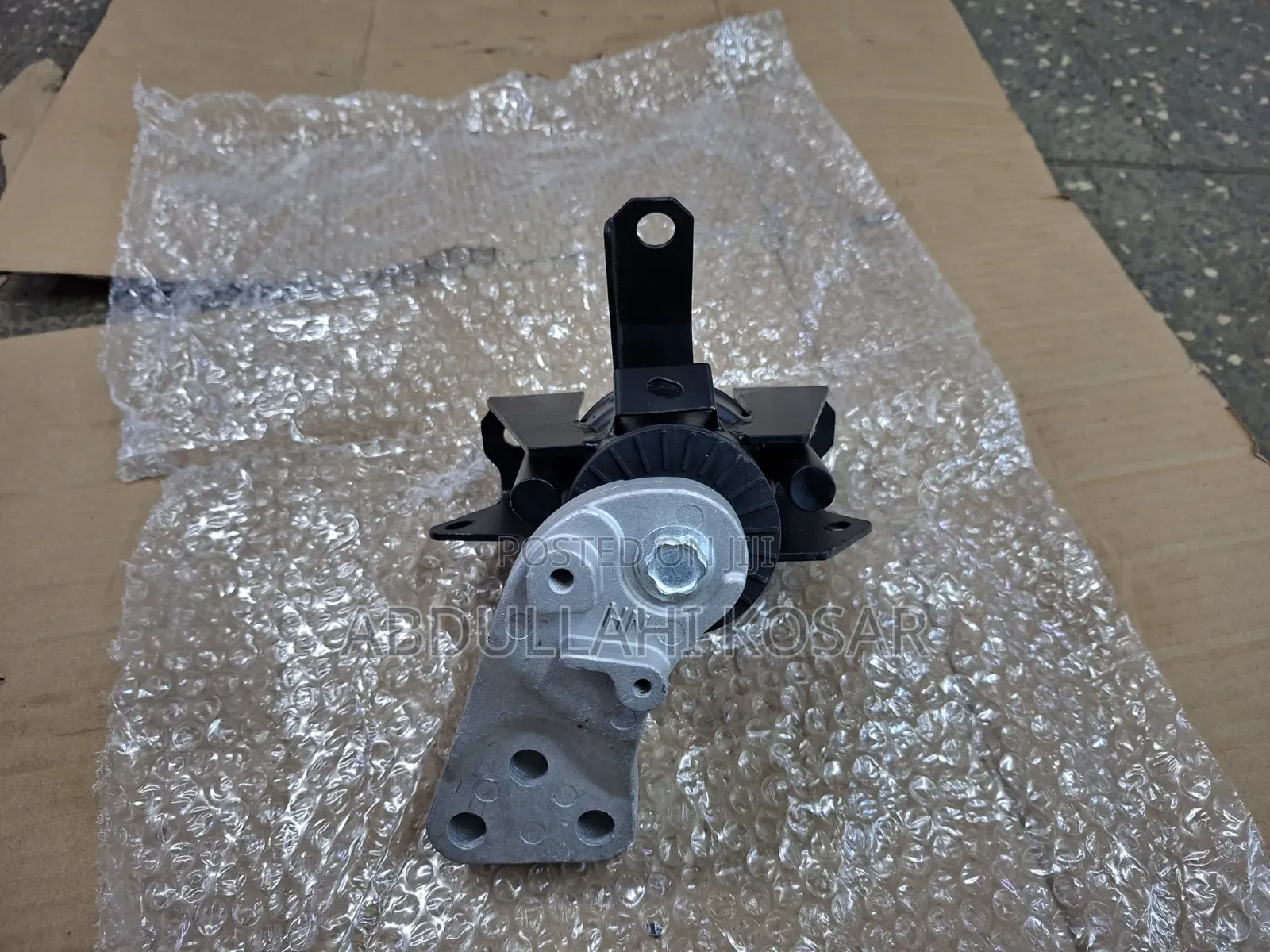 Engine Mounting Mitsubishi Mirage