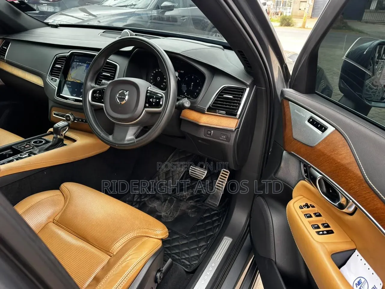 Volvo XC90 2019 Gray