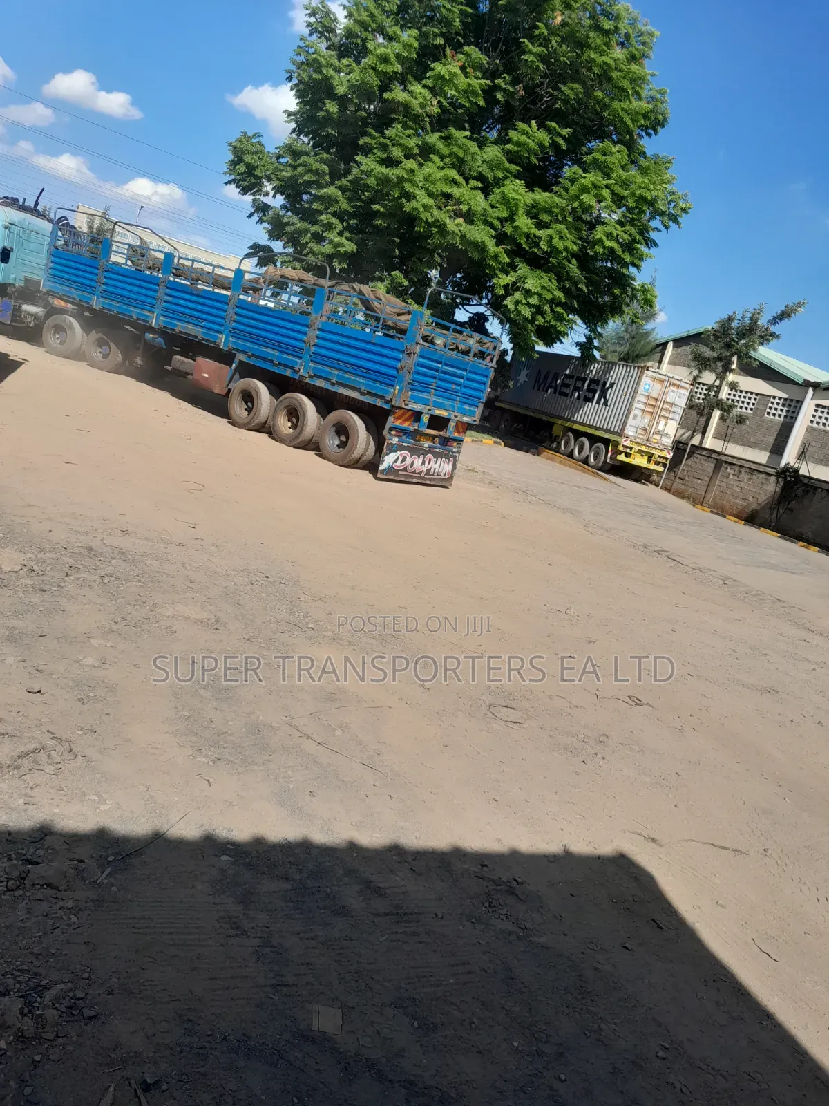 Logistics Consultants.dropside trailers.easy Loading and Offloading.