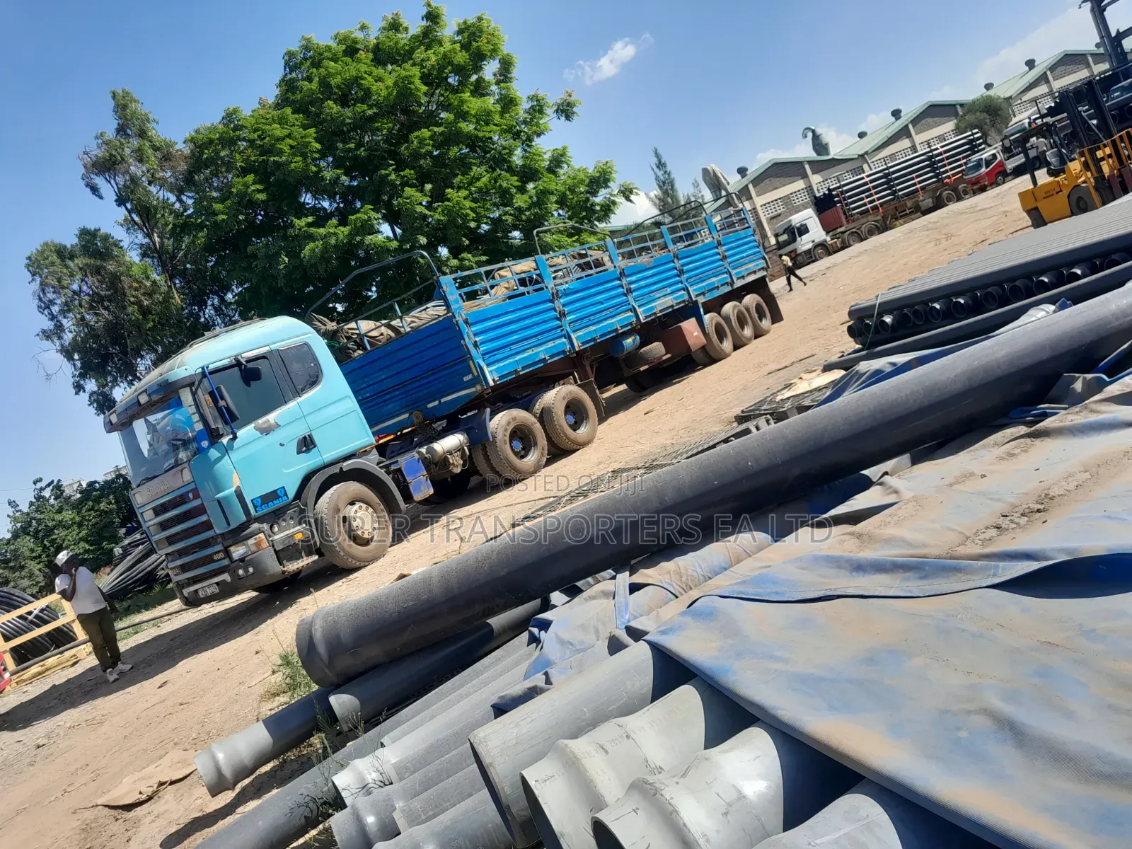 Logistics Consultants.dropside trailers.easy Loading and Offloading.
