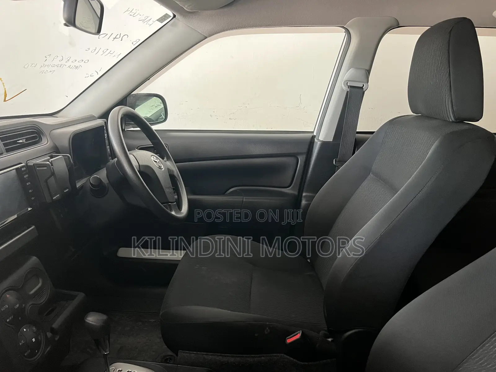 Toyota Probox 2021