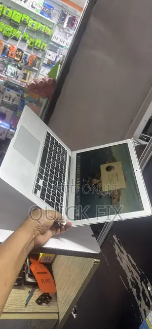 Laptop Apple MacBook Air 2013 8GB Intel Core i7 SSD 256GB