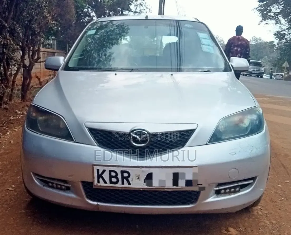 Mazda Demio 2005 Silver