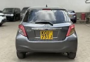 Toyota Vitz 2013 Gray