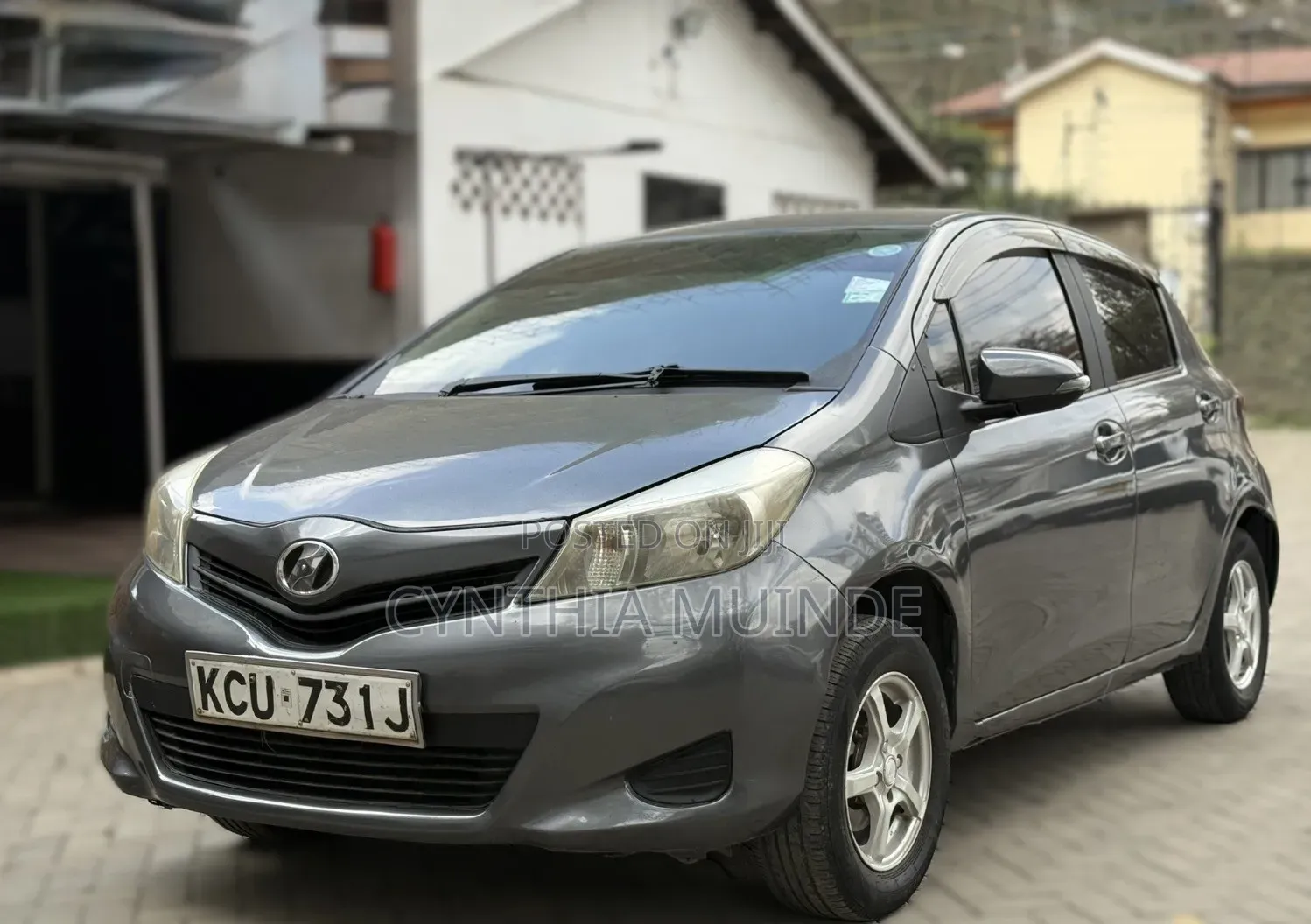 Toyota Vitz 2013 Gray